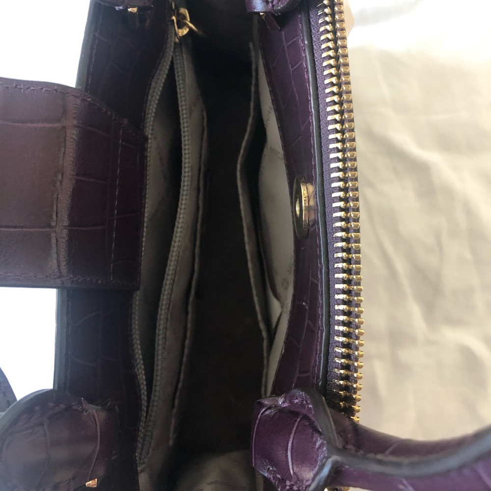 Never used, Michael Kors purse - Picture 2 of 8